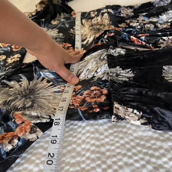 By Together Velvet Floral Print Made In USA Tie Front Blouse Jacket Size S - Picture 7 of 9